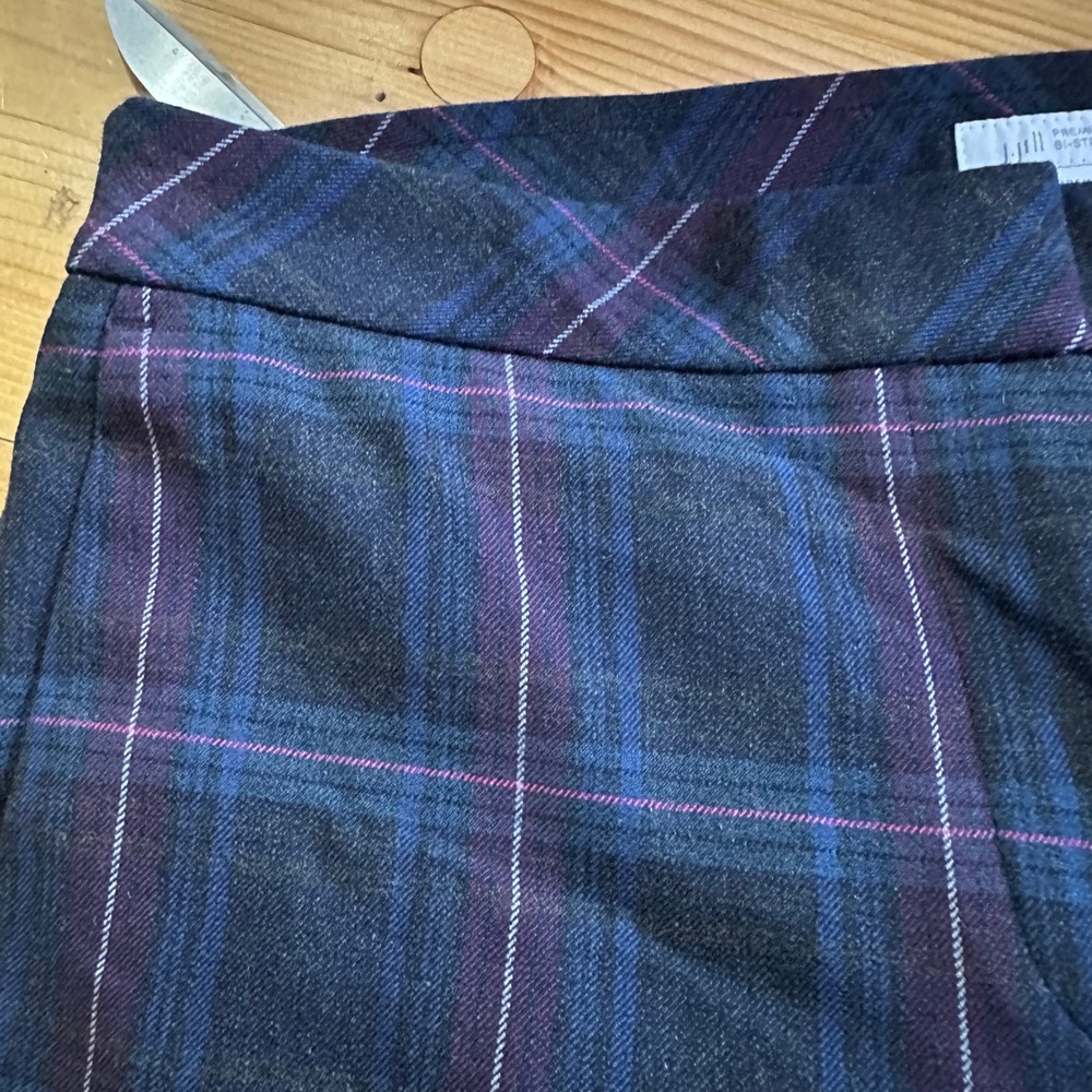 J. Jill Premium Bi-Stretch Plaid Trousers Navy Purple Pink 6 Petite Slim Leg
